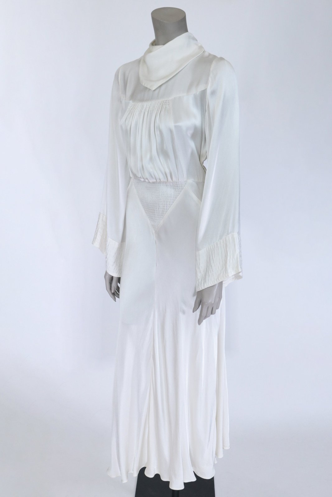 1930s Silk Charmeuse Bell Sleeve Cowl Wedding Dress – Floria Vintage
