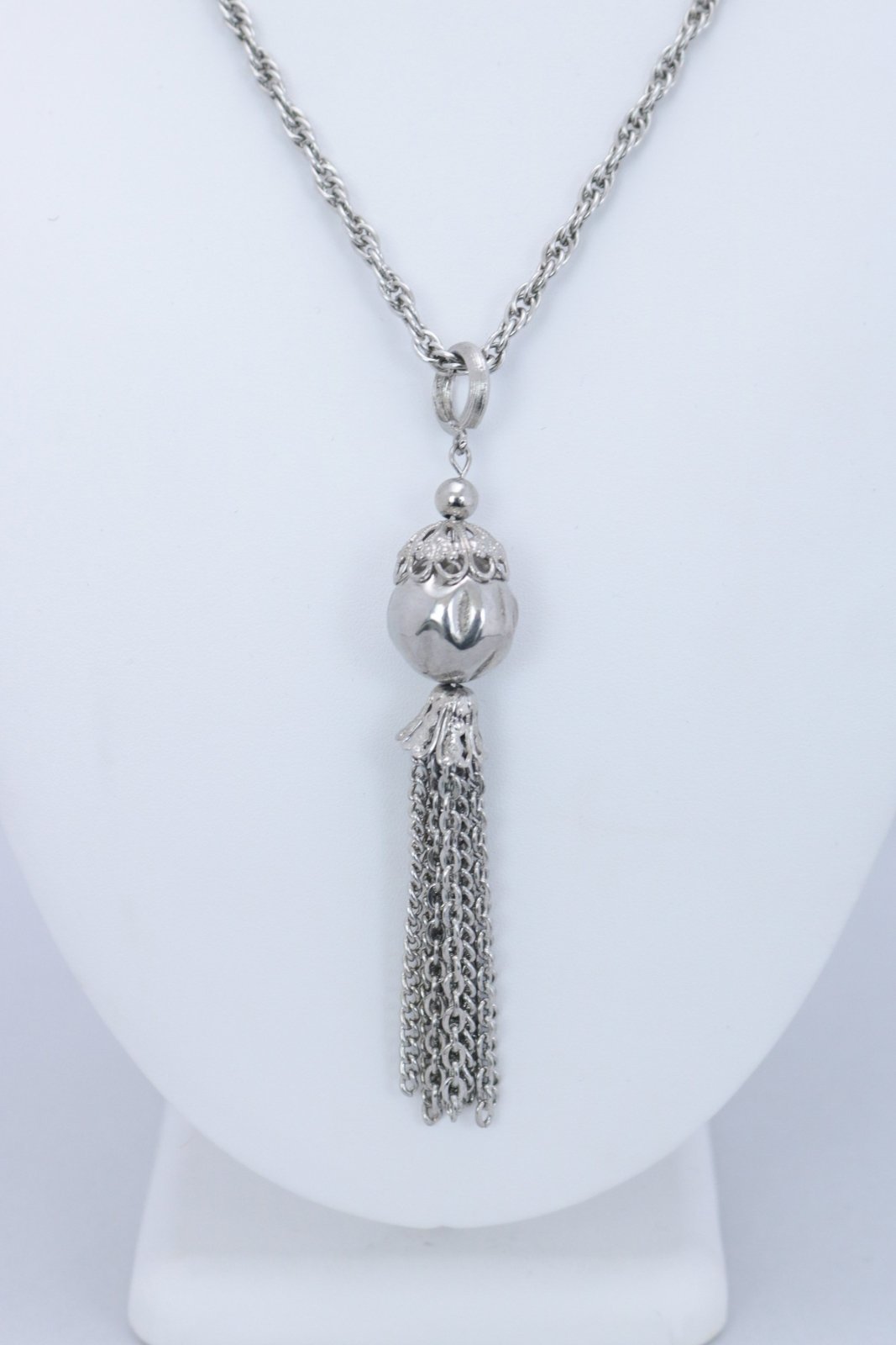 1960s Tassel Pendant Necklace - Floria Vintage