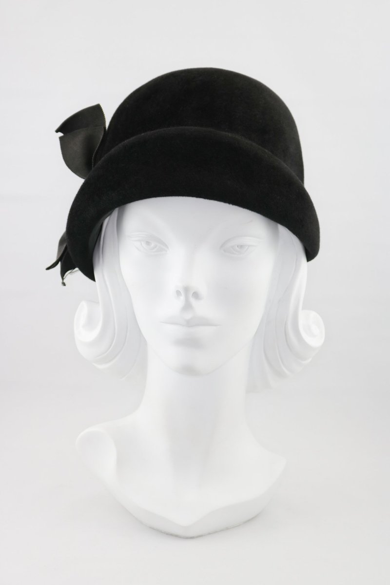 1960s Wool Velour Cloche Hat - Floria Vintage